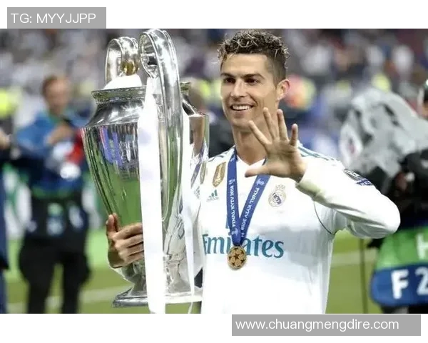 皇马足球明星写真展现球场风采与个人魅力的完美结合