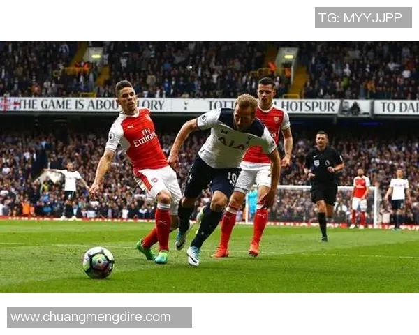 足球明星超大挂画图片展示与收藏指南让你的空间充满运动激情与明星魅力 足球明星超大挂画图片展示与收藏指南让你的空间充满运动激情与明星魅力