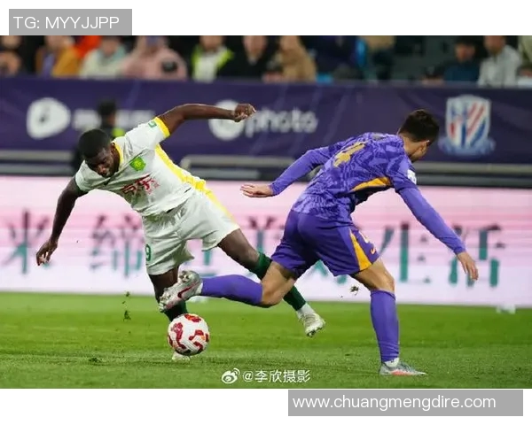 北京国安迎战泰国球队展现中国足球的实力与魅力 北京国安迎战泰国球队展现中国足球的实力与魅力